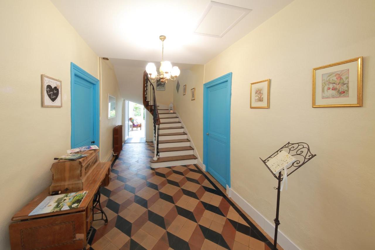 La Loge Des Fees Bed & Breakfast Latillé Dış mekan fotoğraf